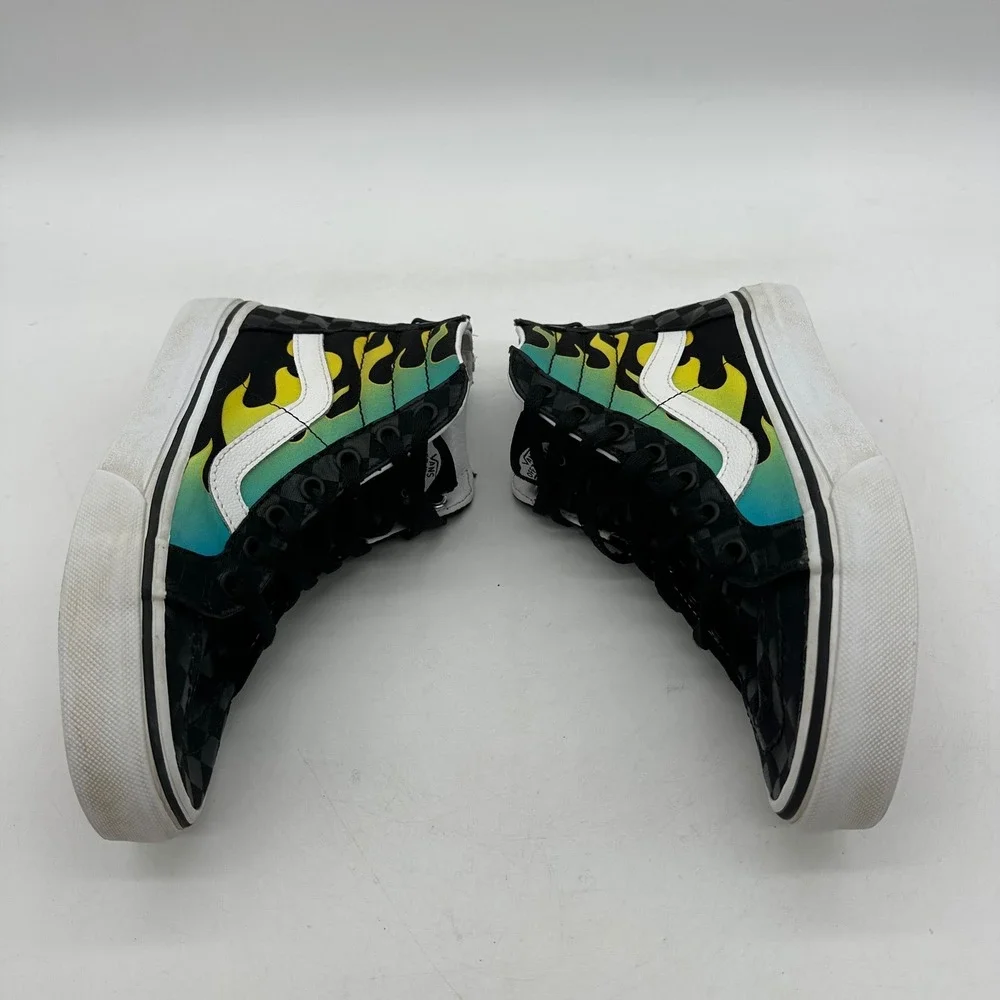 Vans 721454 Sk8‎ Hi Zip Kids Size 2.5 Youth Flame Checkered High Top Sneakers